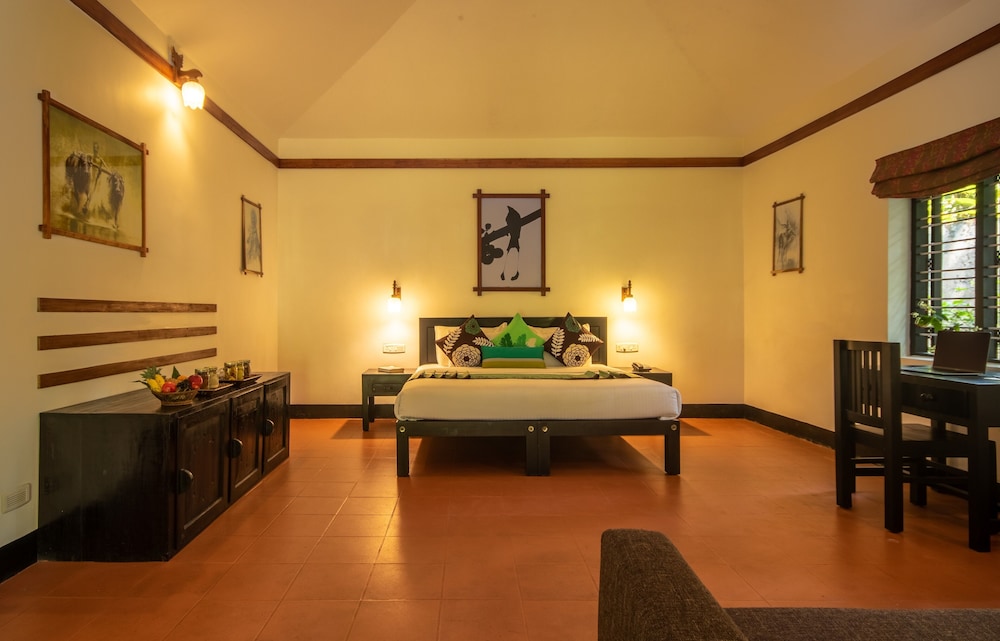 Elegant Cottage - Photo 6
