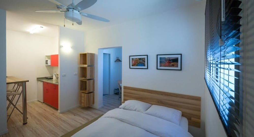 Standard Apartment photo 2