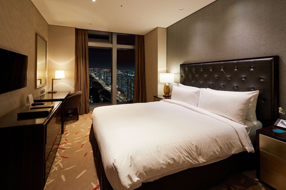 [Visit Korea Giveaway] 2 Bedroom Premier Double