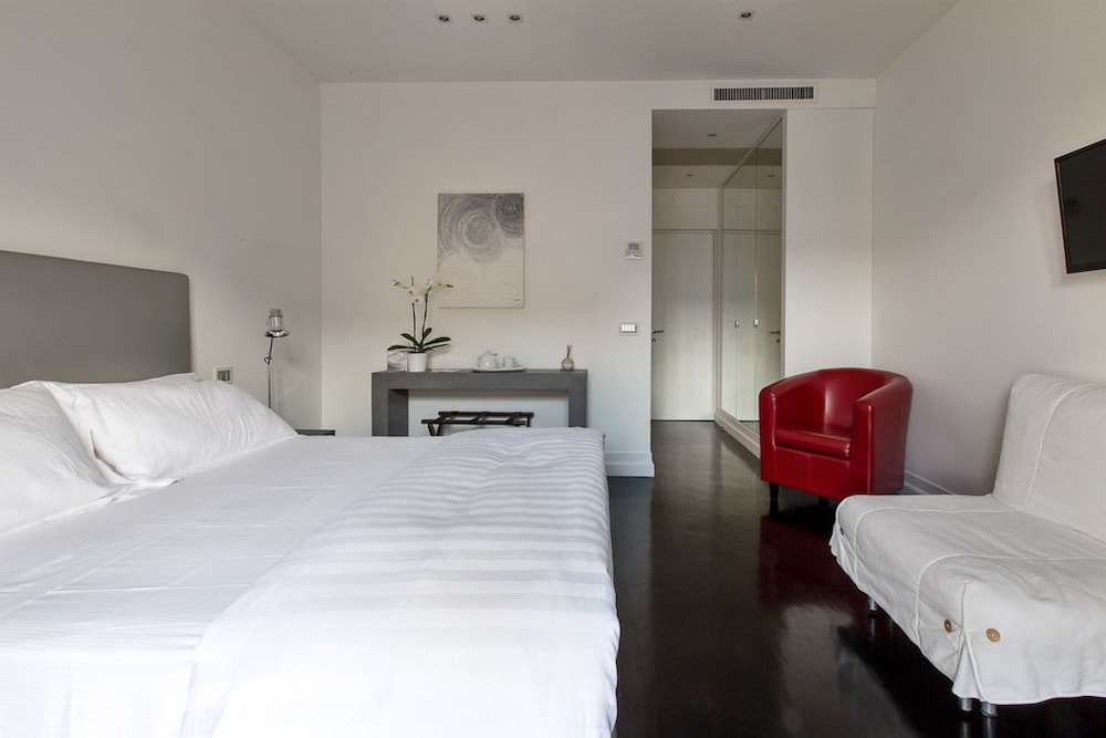 Deluxe Double Room, City View photo 1