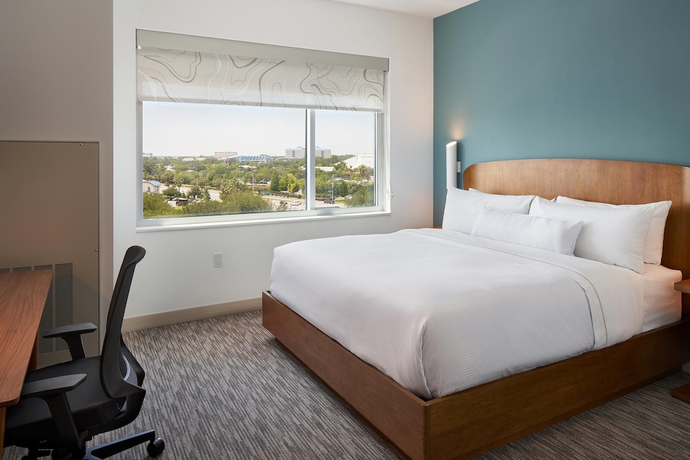Available room