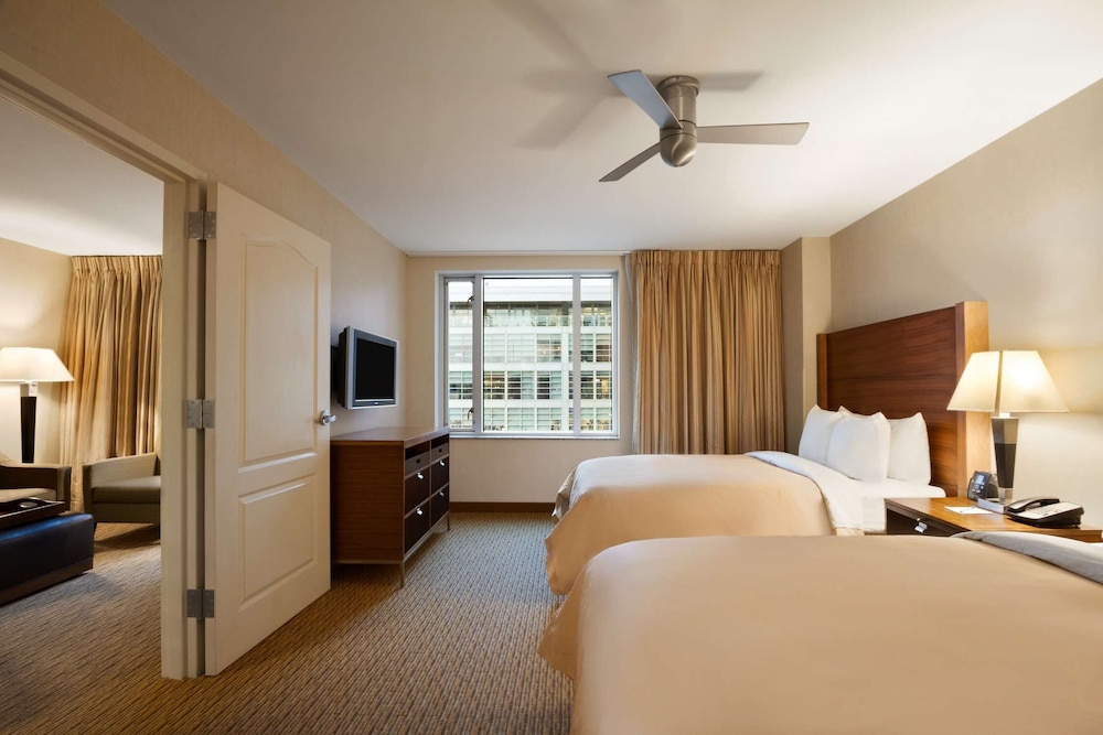 Suite, Accessible, Bathtub (2 Double Beds with Sofabed) - Photo 3