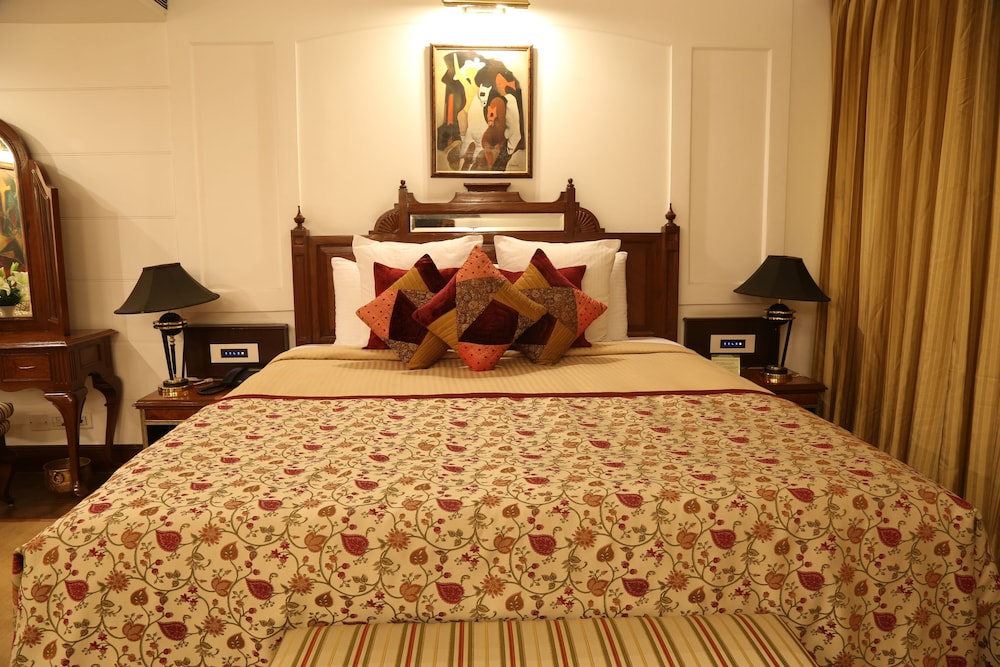 Executive Suite Executive Suite