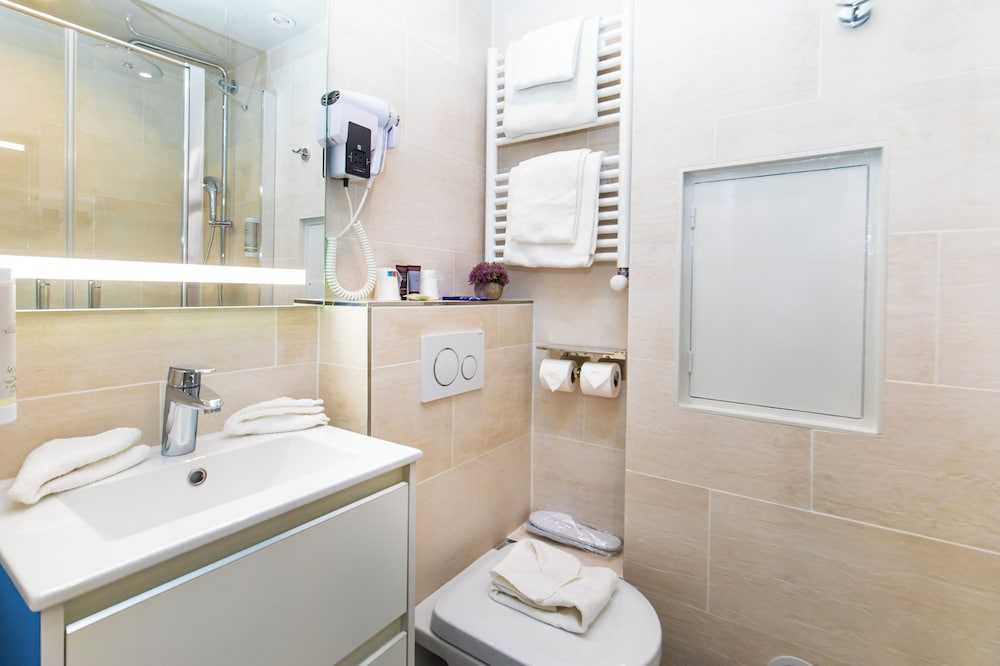 Hôtel de Paris Montparnasse - Photo 154