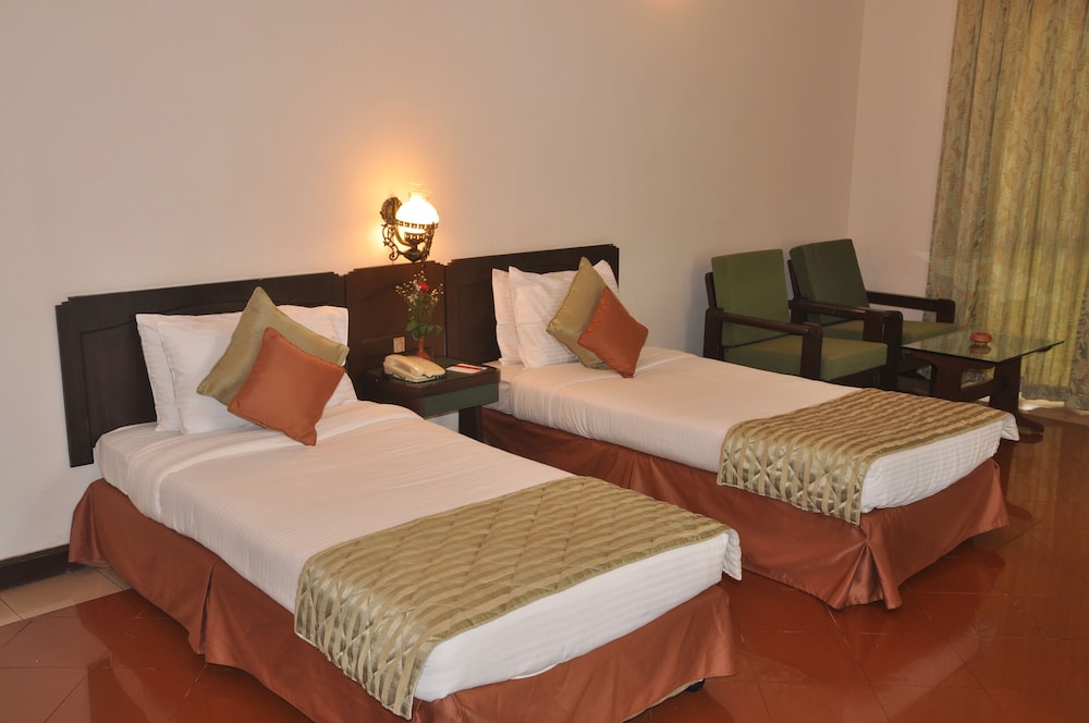 Economy Suite, 1 Double Bed photo 2