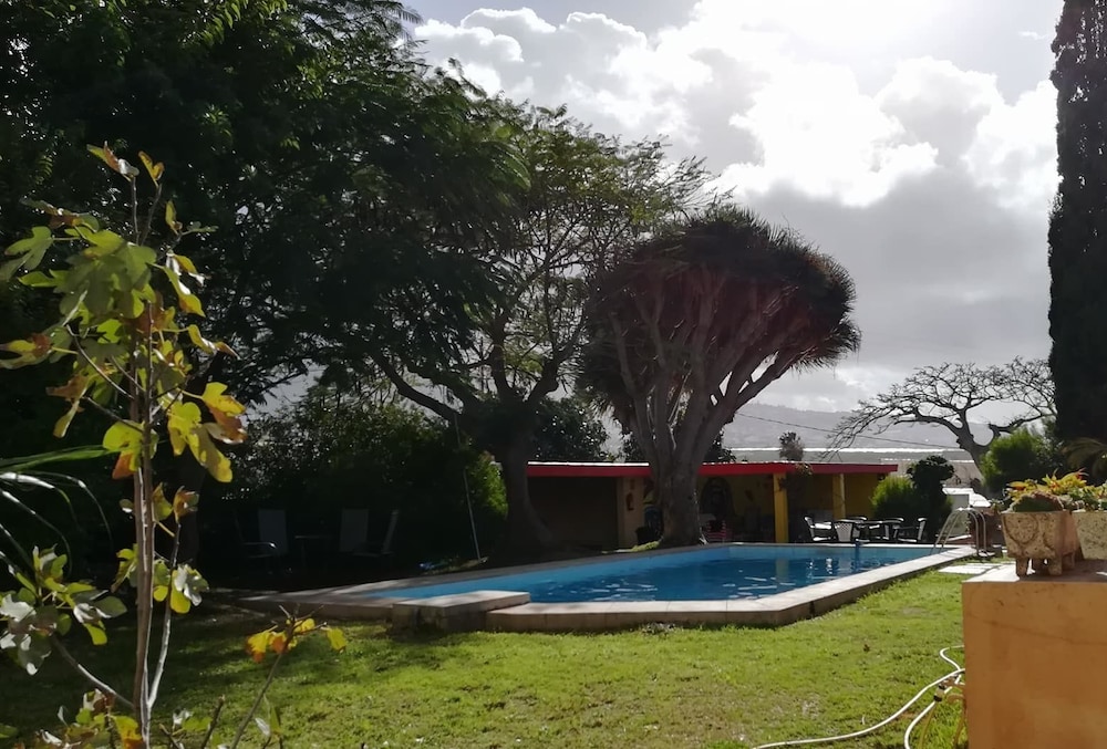 Basic Tent, 1 Double Bed, Accessible, Pool View photo 2