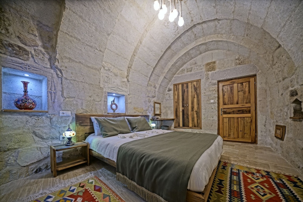 Double Room - Photo 5