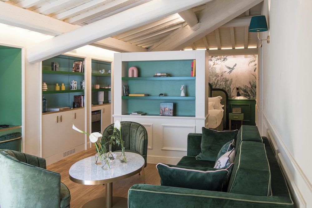 Suite (Loft, 38sqm)