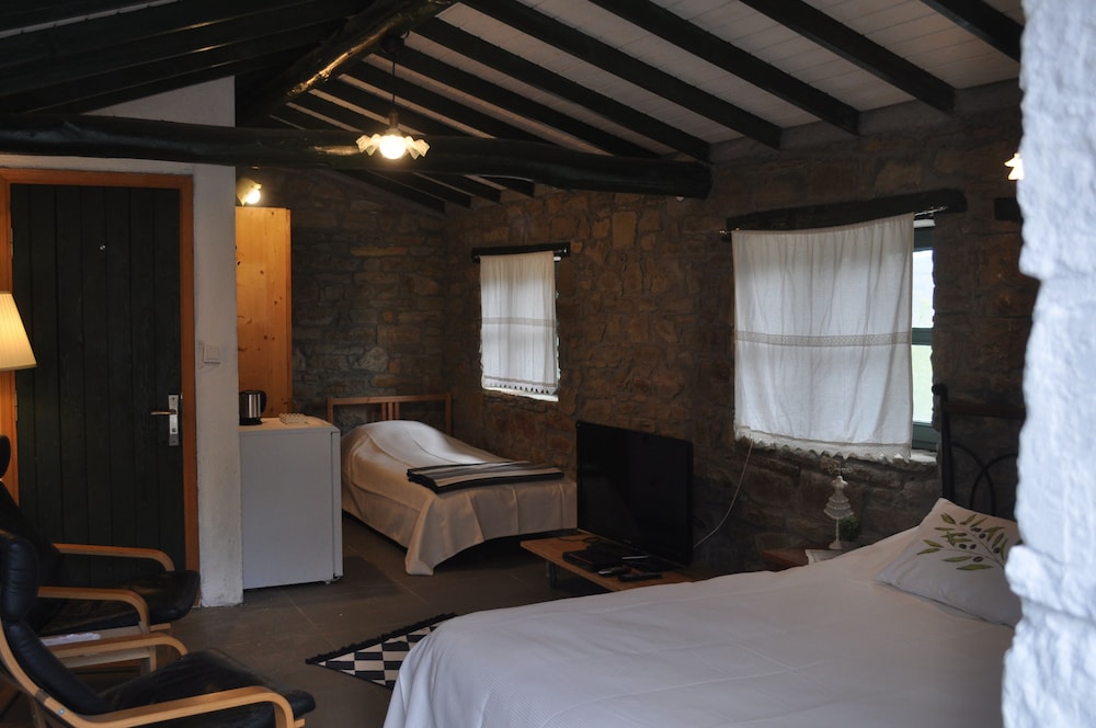 Standard Triple Room photo 3