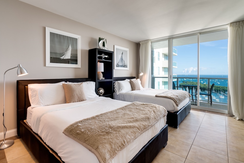 Luxury Studio, 2 Queen Beds, Kitchenette, Ocean View (0 Bedroom) photo 1