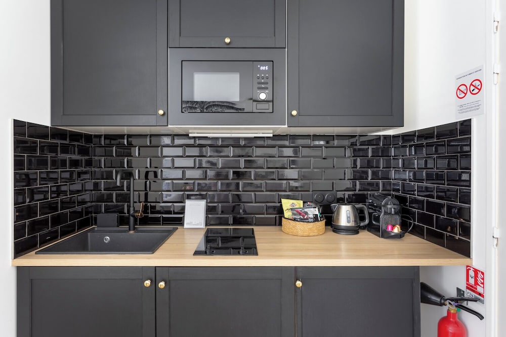 Standard Studio, Ensuite photo 3
