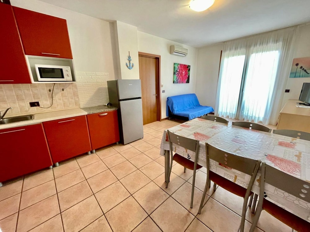 Apartment, 2 Bedrooms, Balcony