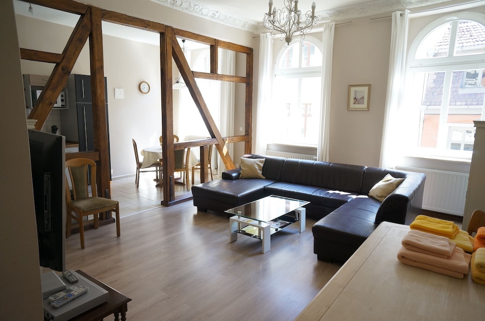 Deluxe Apartment, 2 Bedrooms, Balcony (Apt 2 - 74qm) photo 2