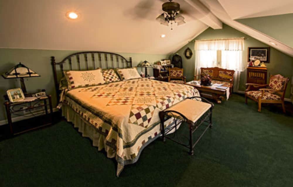 Effie's Room photo 1