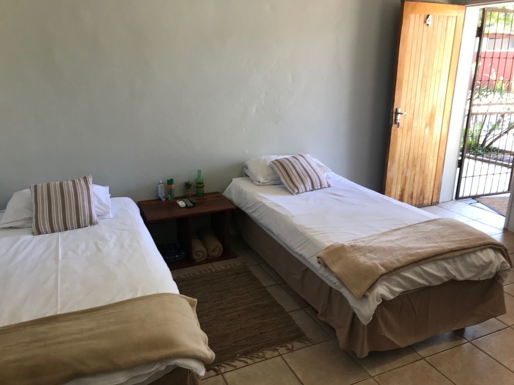 Deluxe Double or Twin Room, 2 Twin Beds photo 1