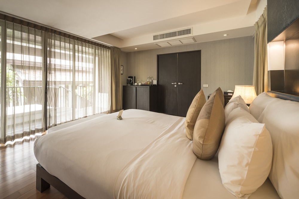 Three Bedroom Suite Pool Villa with Free Minibar - Photo 6