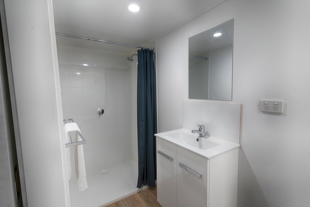 Ensuite Room (2 - Twin) photo 3