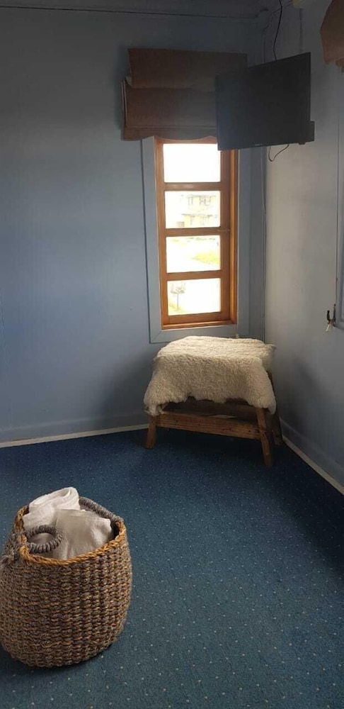 Comfort Suite, 1 Queen Bed, Private Bathroom photo 2