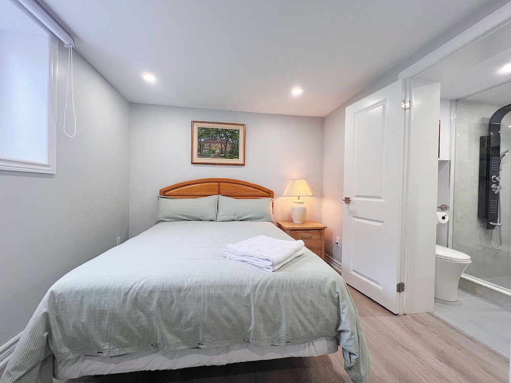 Comfort Double Room, Private Bathroom photo 2