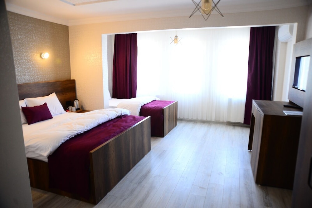 Standard Triple Room photo 3