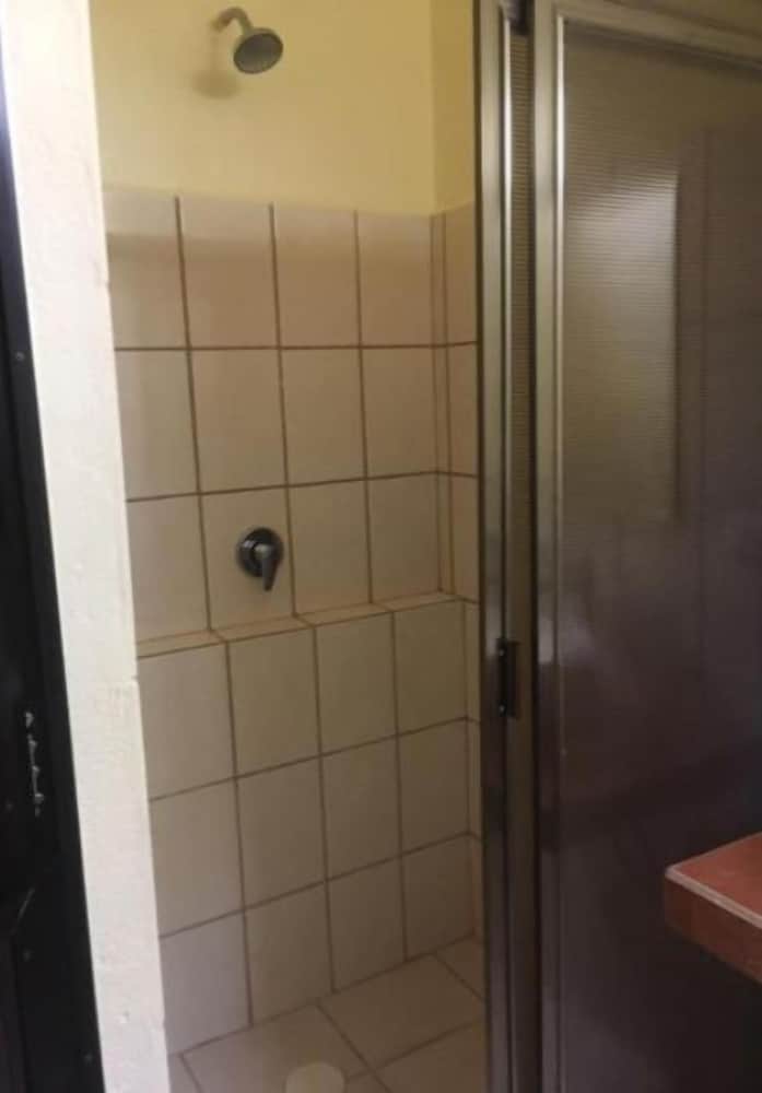 Standard Single Room photo 3