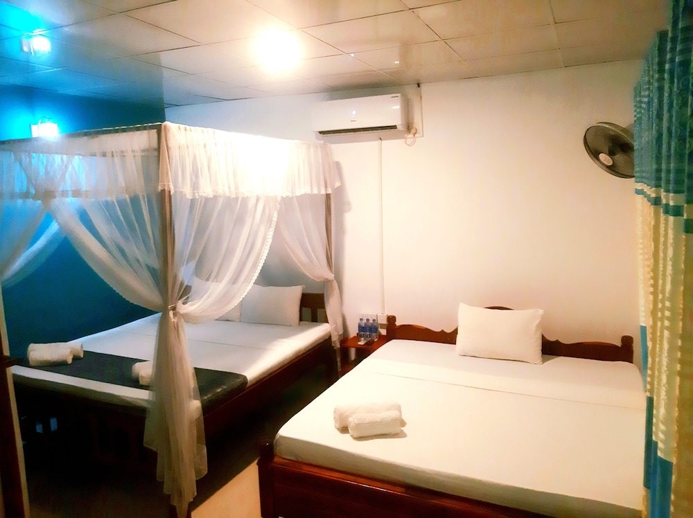 Deluxe Quadruple Room photo 3