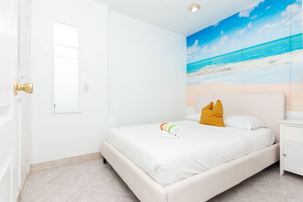 Bay 13 Family Apartment