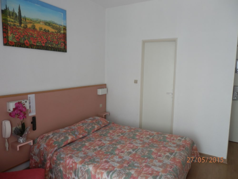 Classic Double Room - Photo 6