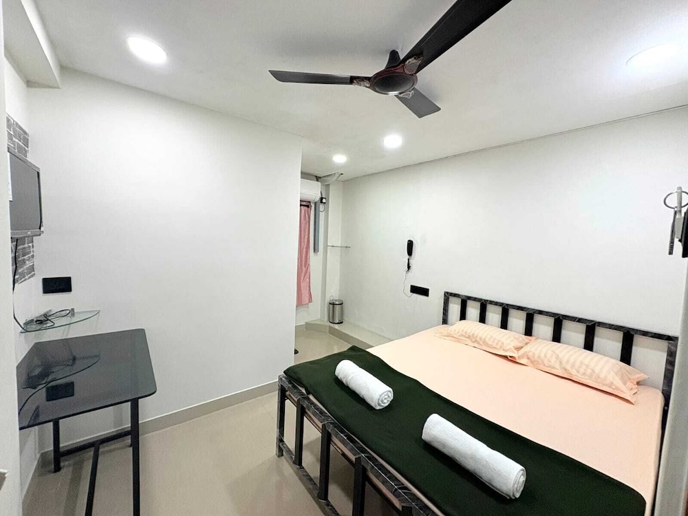 Senior Double Room photo 1