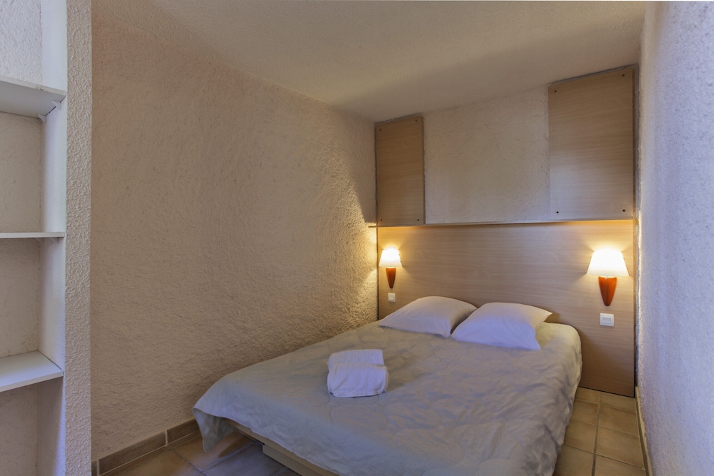 Premium Bungalow, 2 Bedrooms, Terrace photo 3