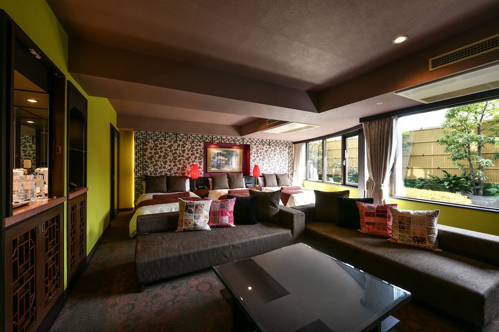 Dynasty Suite Non-smoking - Photo 2