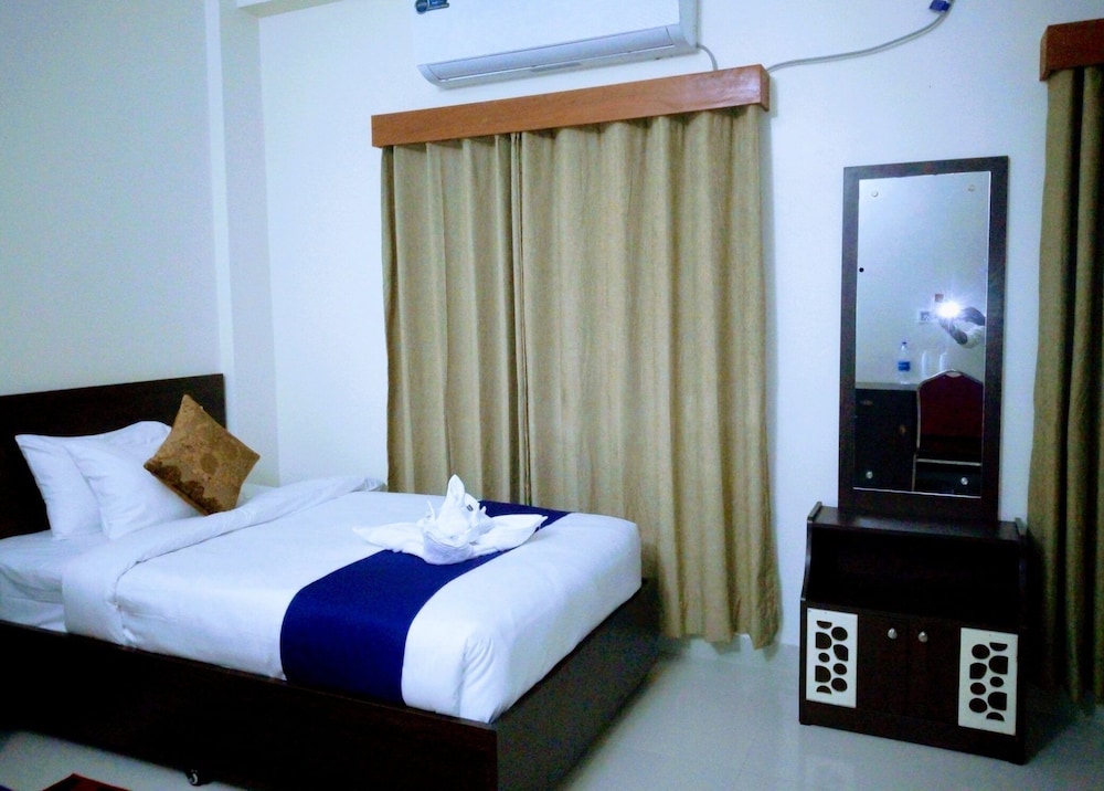 Deluxe Double or Twin Room photo 1