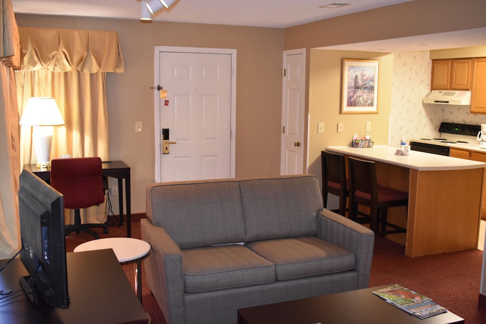 Studio Suite, 1 Queen Bed, Accessible, Non Smoking - Photo 5