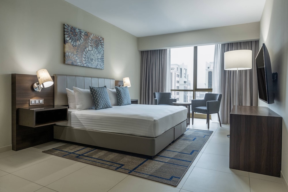 Superior Suite, 1 King Bed with Sofa bed, Terrace - Photo 3