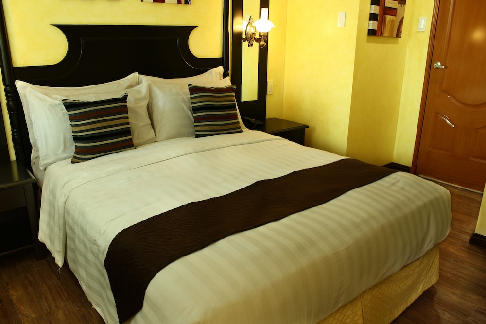 Comfort Suite photo 3