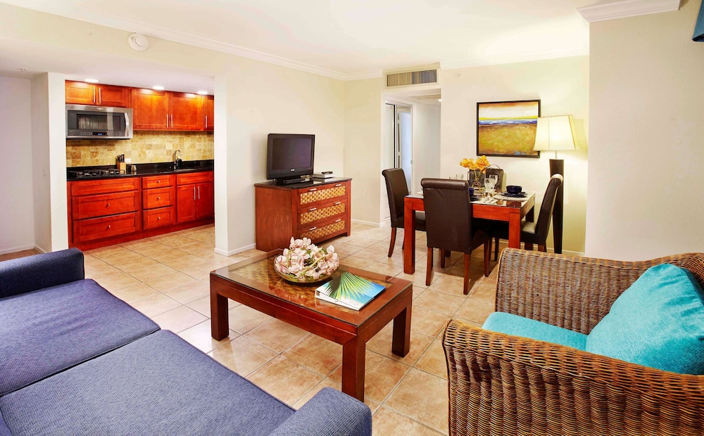 Suite, 1 Bedroom thumbnail 5