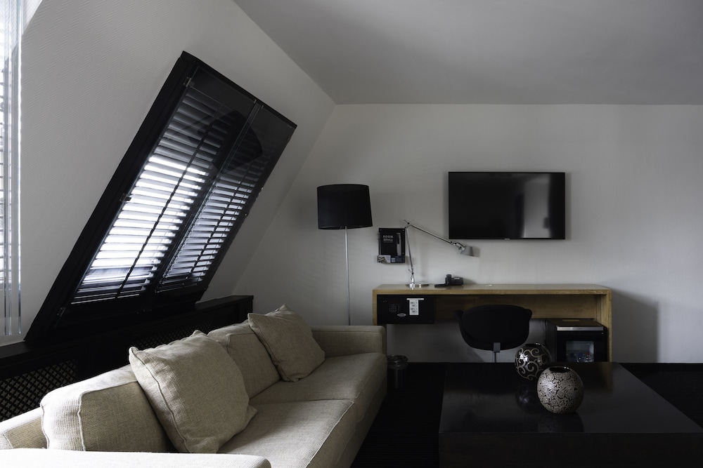 Junior Suite (Single Use) photo 2