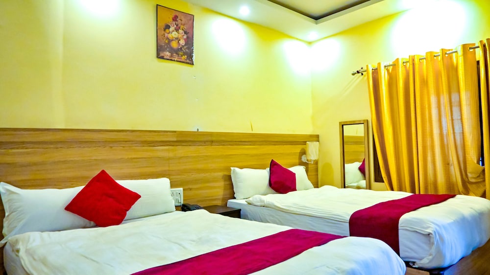 Standard Double or Twin Room photo 1