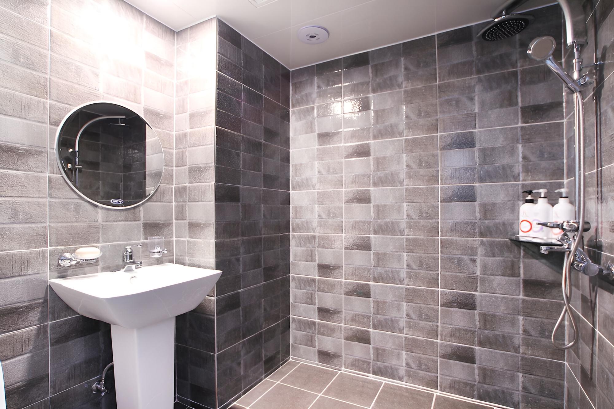 Room (Deluxe (100% disinfection/high-qualit) - Photo 1