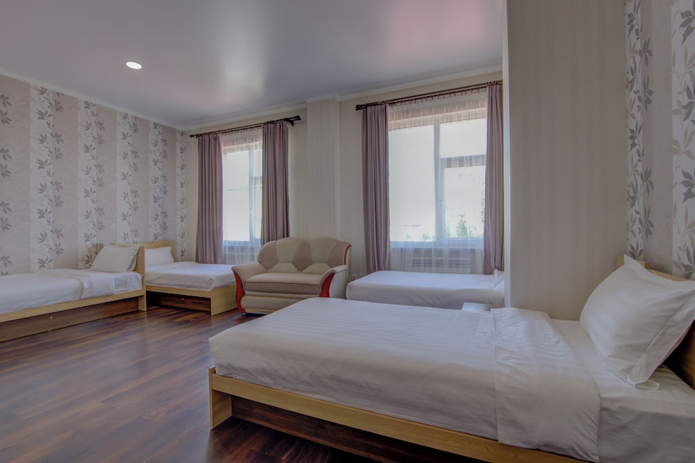 Mobile Home, 1 Bedroom, Terrace - Photo 1