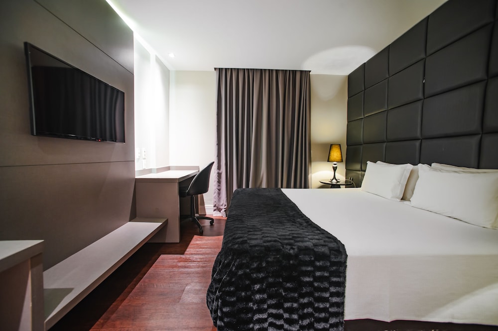 Superior Suite, Jetted Tub