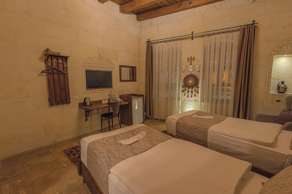 Comfort Twin Room, City View photo 2