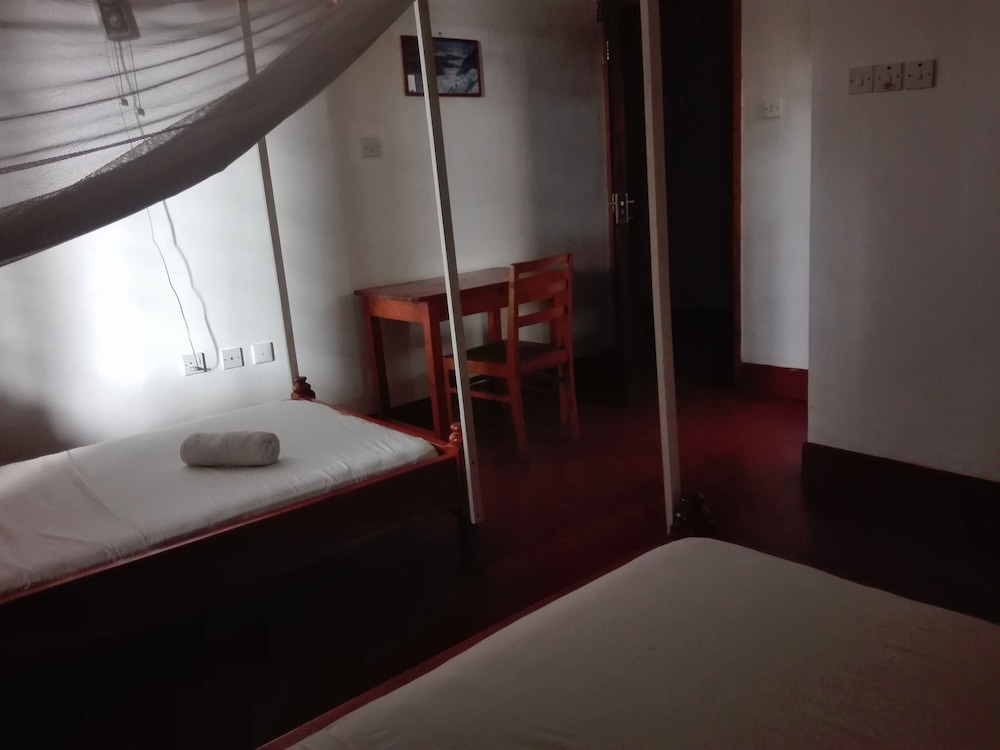 Standard Twin Room, 2 Twin Beds, Balcony, Mountain View photo 1