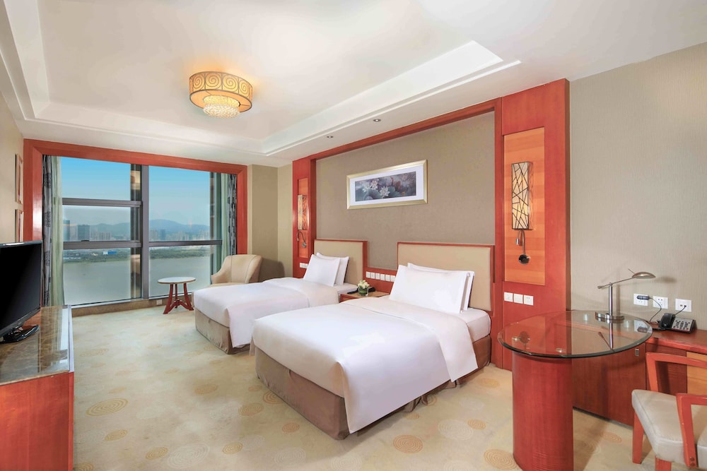 Superior Twin Room, River View photo 2