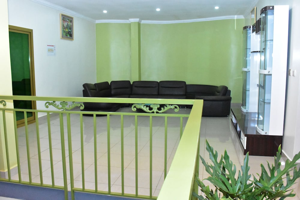 Honeymoon Suite, 1 Queen Bed, Patio, Pool View, photo 6
