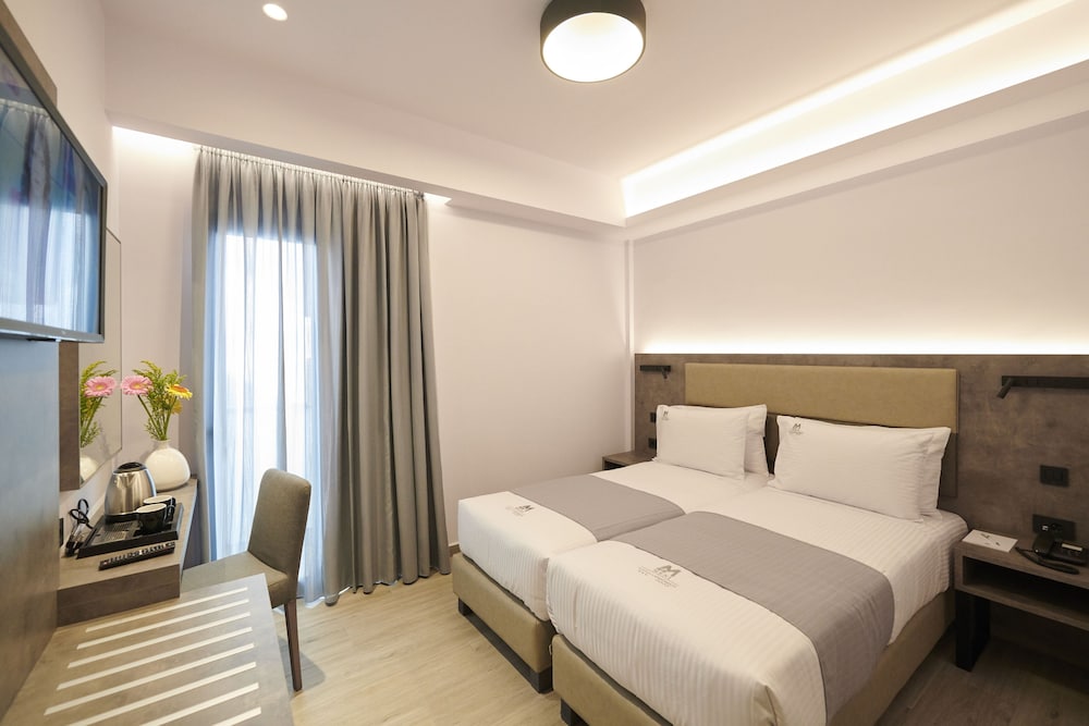 Basic Double Room photo 3