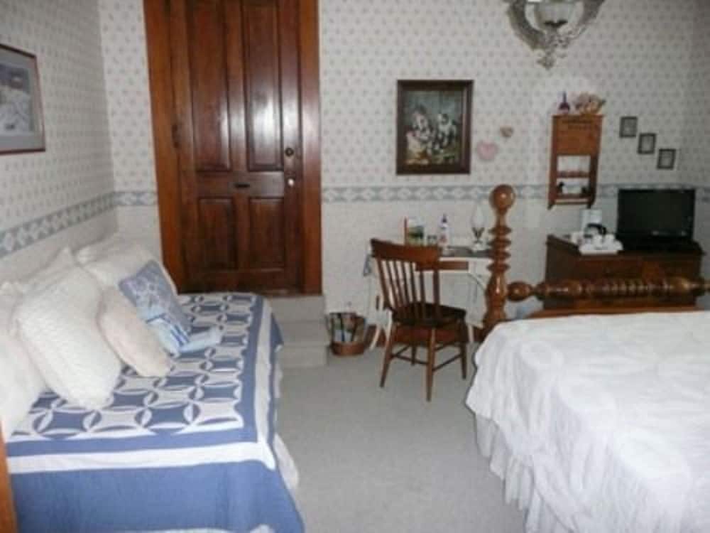 Room photo 2