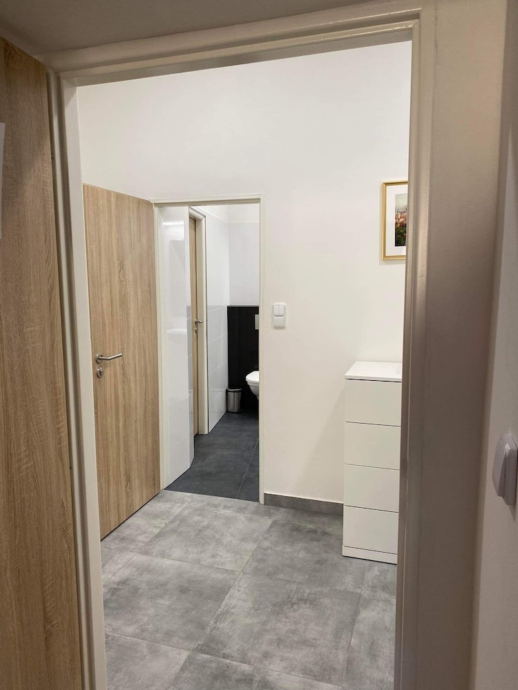 Panoramic Apartment, 1 Bedroom, Non Smoking, Kitchenette thumbnail 6