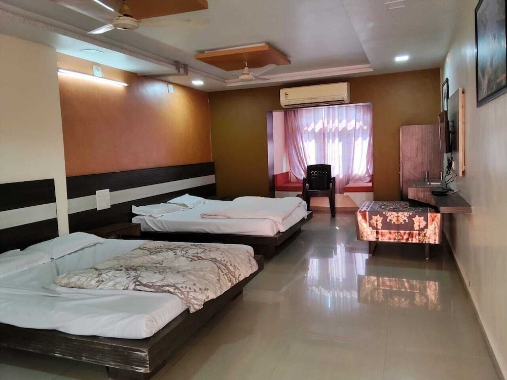 Family Room, Air conditioning
