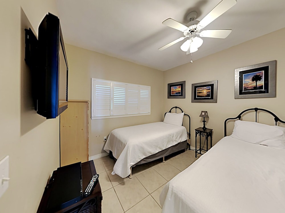 Condo, Multiple Beds, Balcony, Ocean View (#904 - No Pets)
